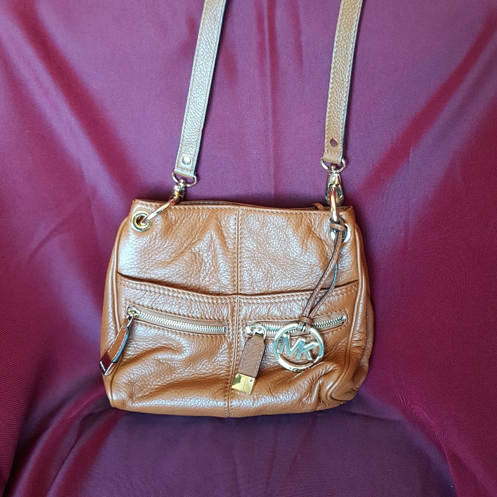 Michael Kors Handbag of pebbled brown leather